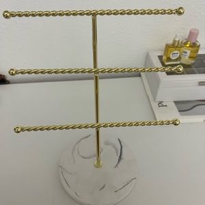 Jewelry holder